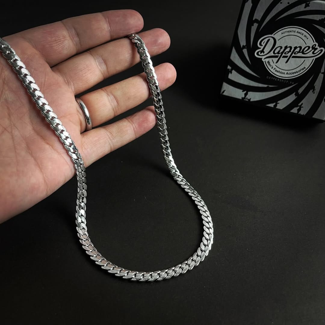 7mm Short 20 inches length silver neck chain for men online in Pakistan