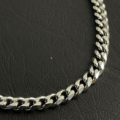 7mm silver Stainless Steel curb link neck chain for men in Pakistan