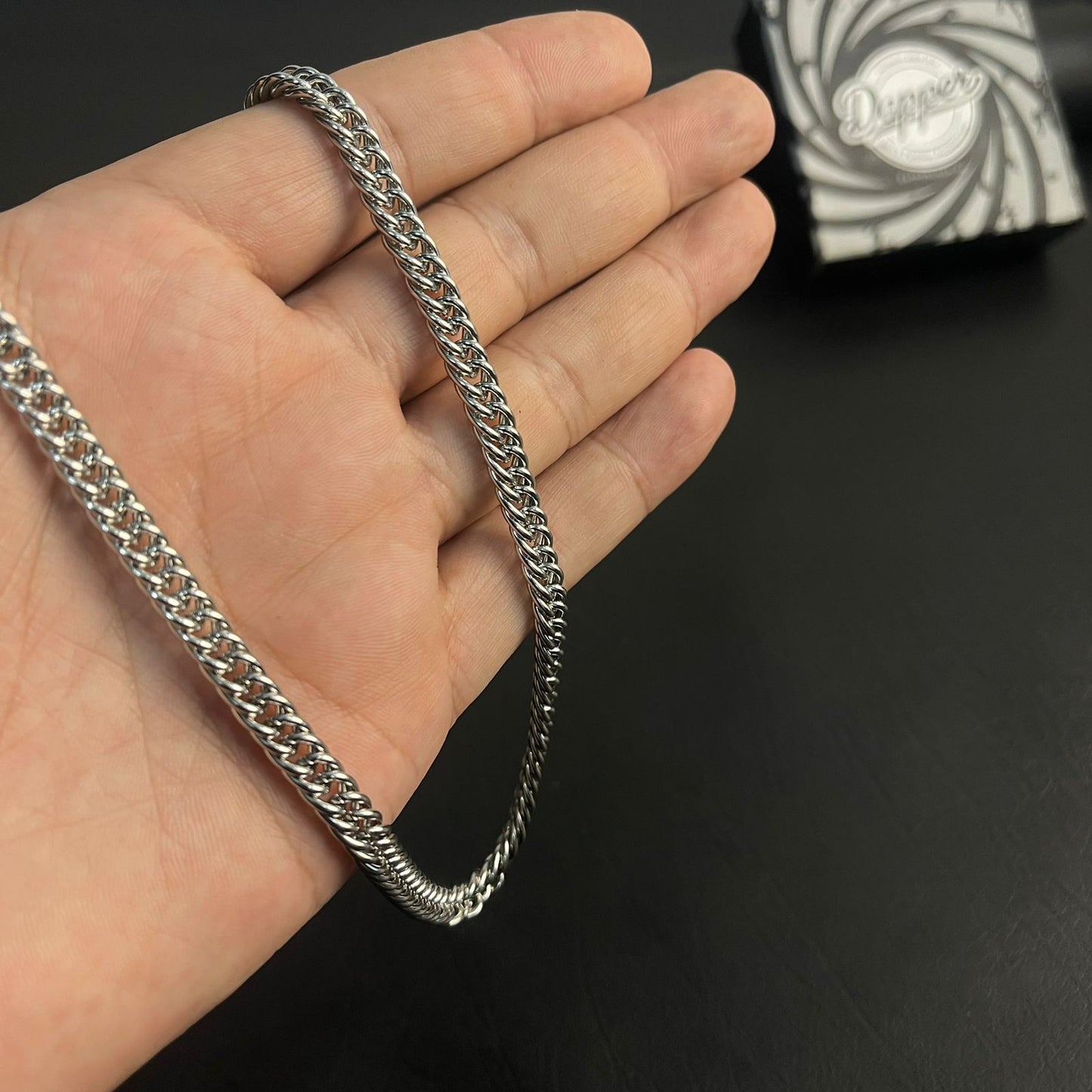 7mm silver stainless steel curb link neck chain for men online in Pakistan