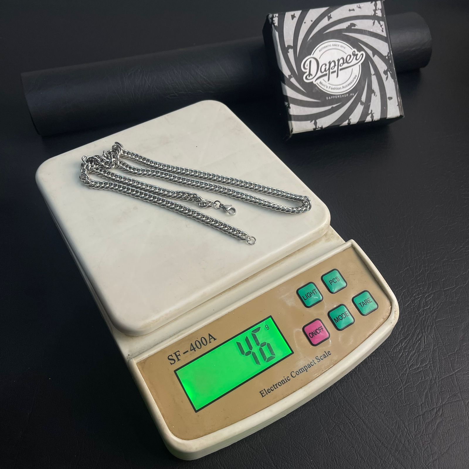 7mm silver stainless steel curb link neck chain for men online in Pakistan