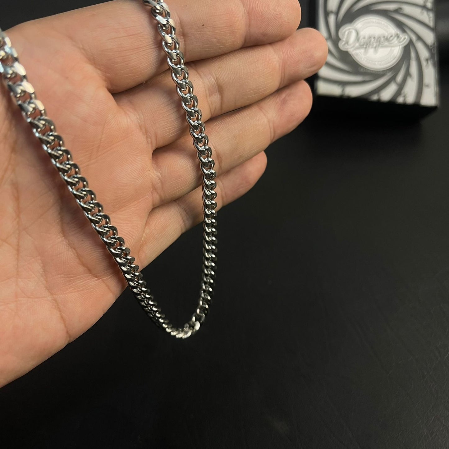 7mm silver stainless steel round curb link neck chain for men online in Pakistan