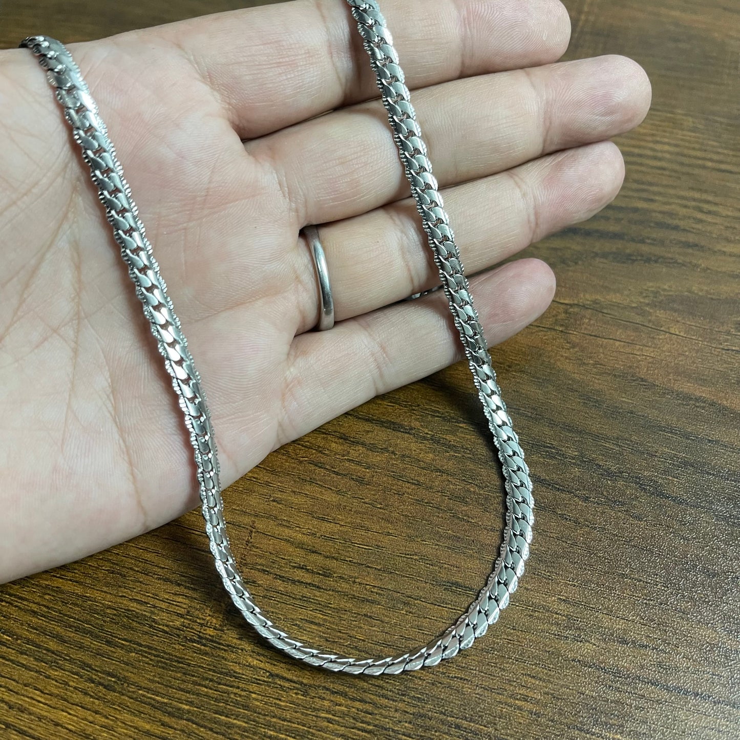 men's neck chain price in pakistan