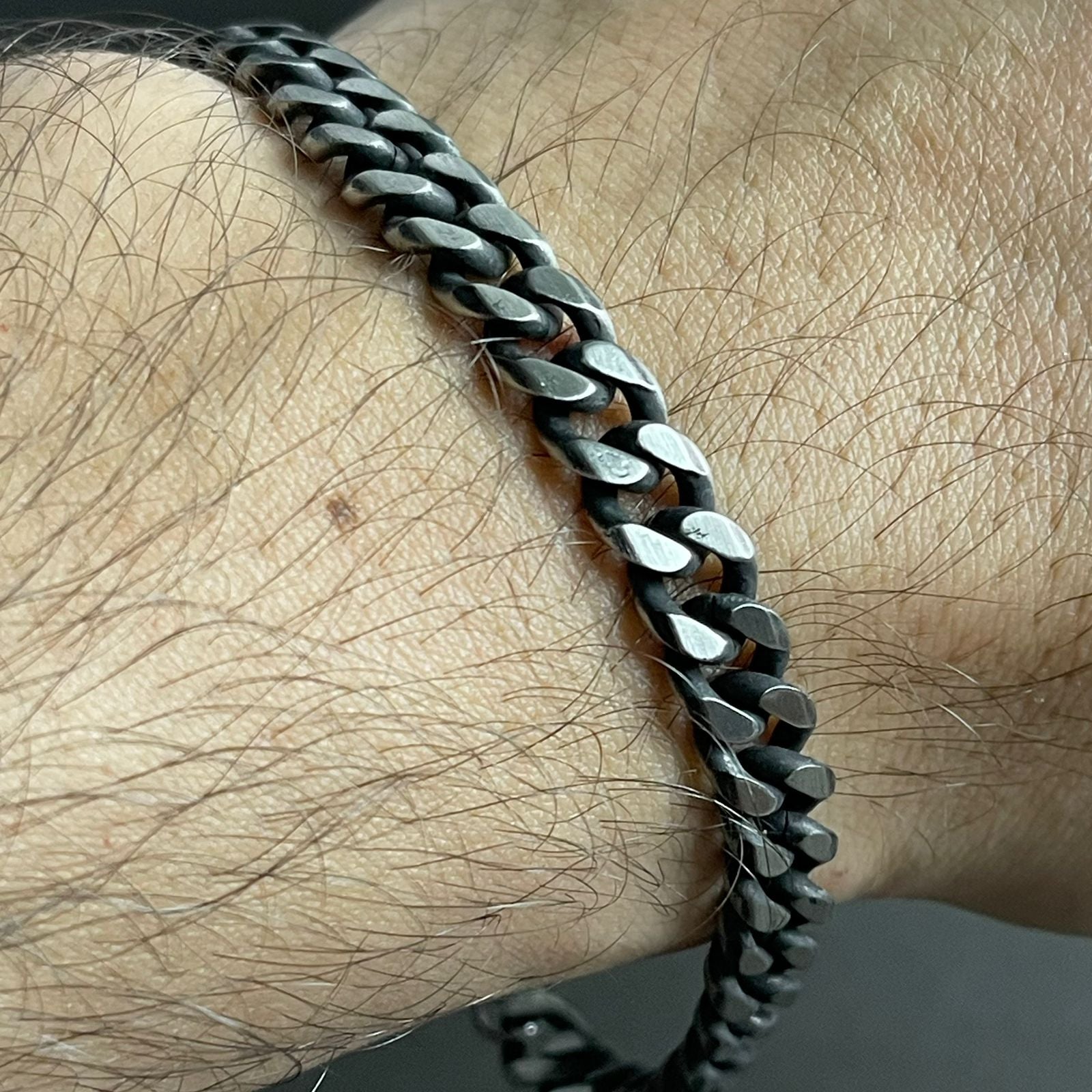 8mm antique silver stainless steel curb link chain bracelet for men online in Pakistan