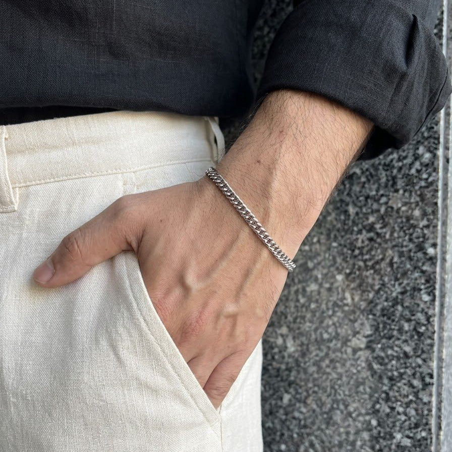 8mm premium cuban link bracelet for men in Pakistan