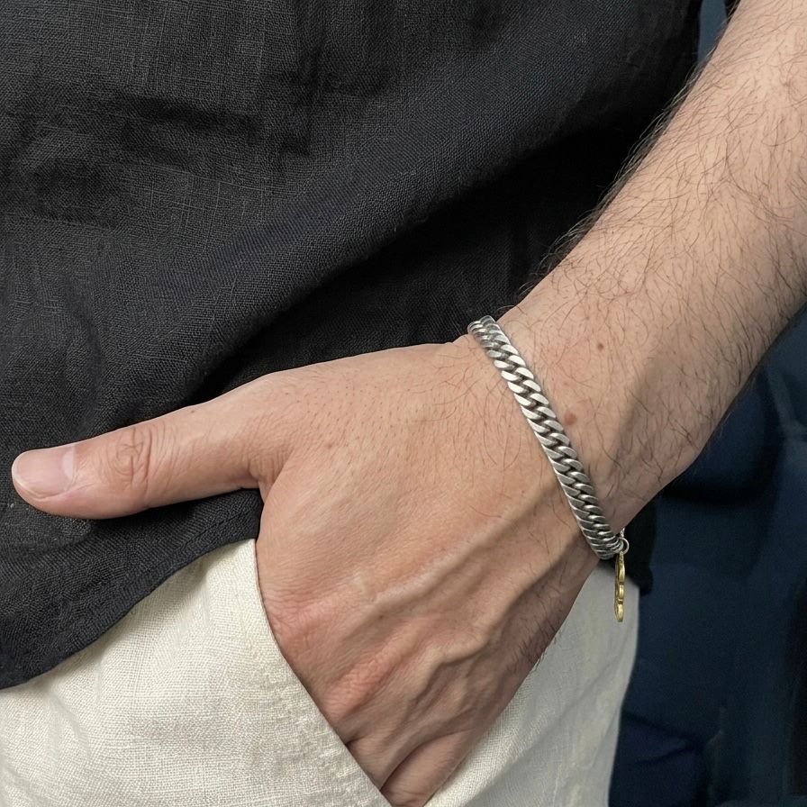 8mm stainless steel curb link chain bracelet for men online in Pakistan