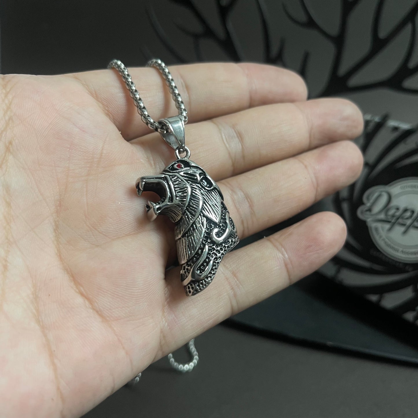 Antique Silver Wolf Head Pendant Necklace For Men