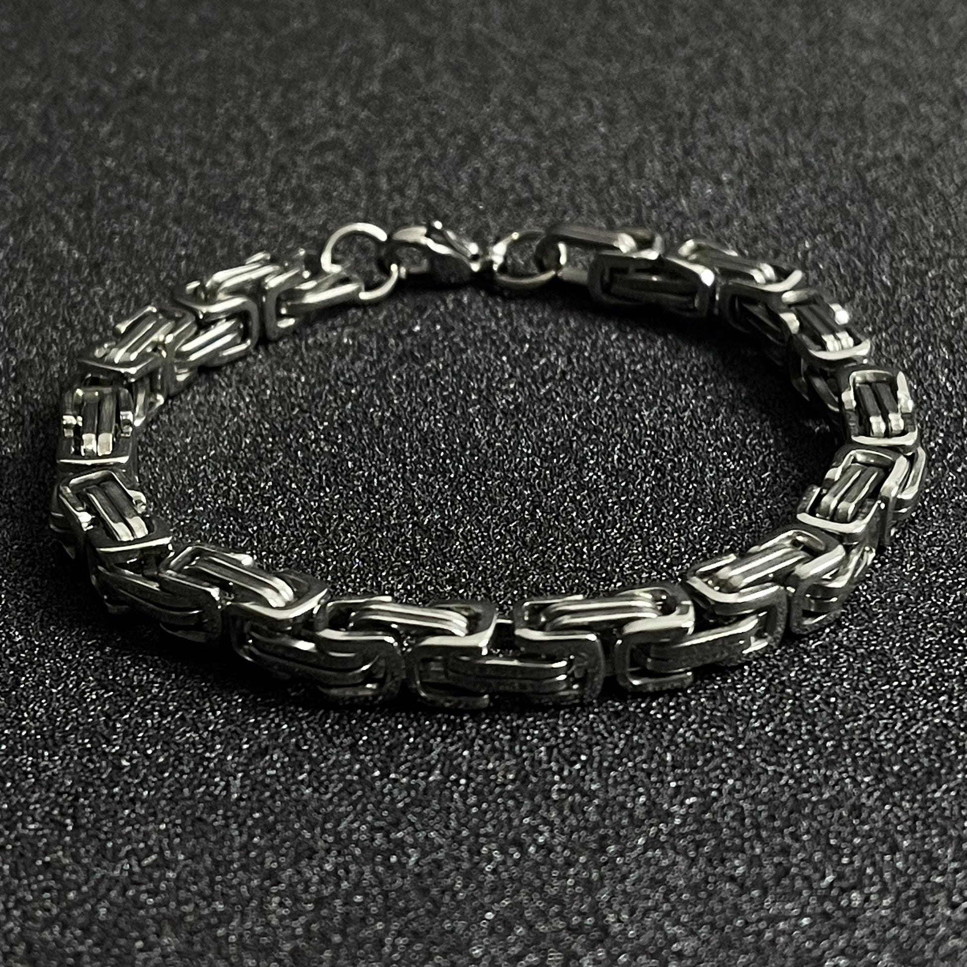 Buy Fashionable Byzantine Link Chain Bracelet In Stainless Steel 7.50 9.00in 32 G - Foto 6