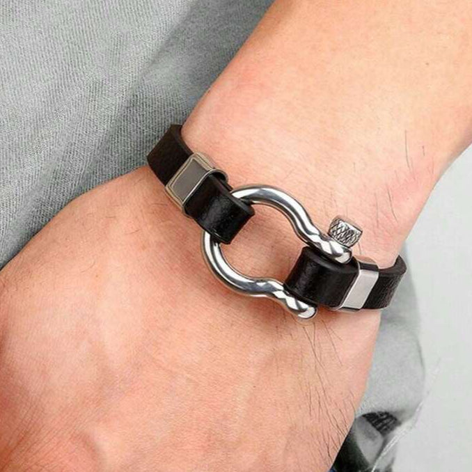 men's bracelet Pakistan