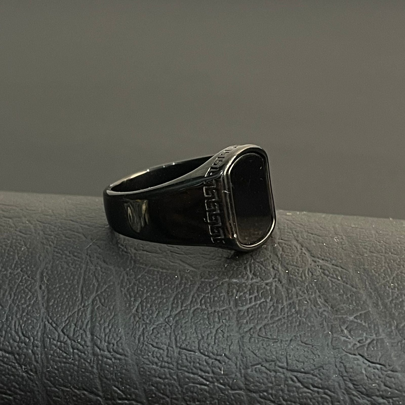 Black ring for men online in Pakistan