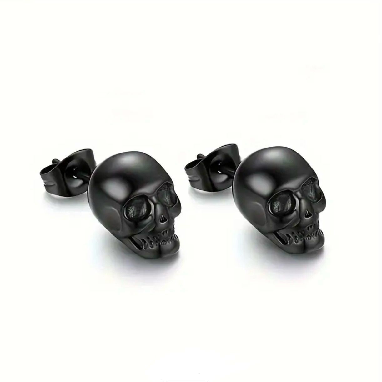 Black skull earrings for men online in Pakistan