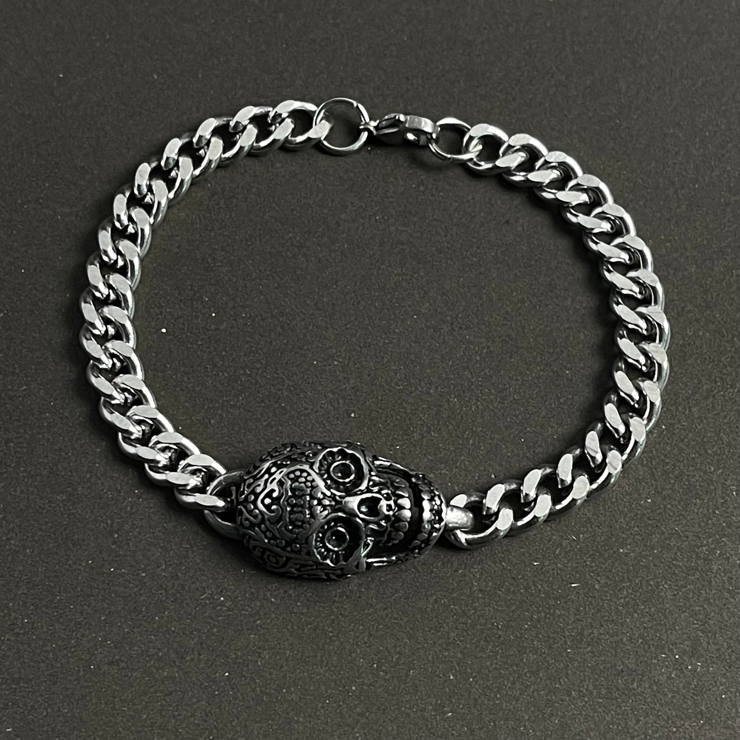 Death Grip Skull Chain Bracelet For Men