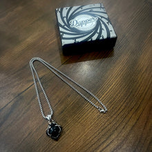 Load image into Gallery viewer, Black Spade Pendant Necklace For Men