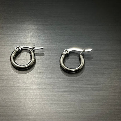 Silver Piercing Simple Bali Stud Earring For Men online in Pakistan
