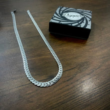 Load image into Gallery viewer, 8mm Silver Miami Link Neck Chain For Men