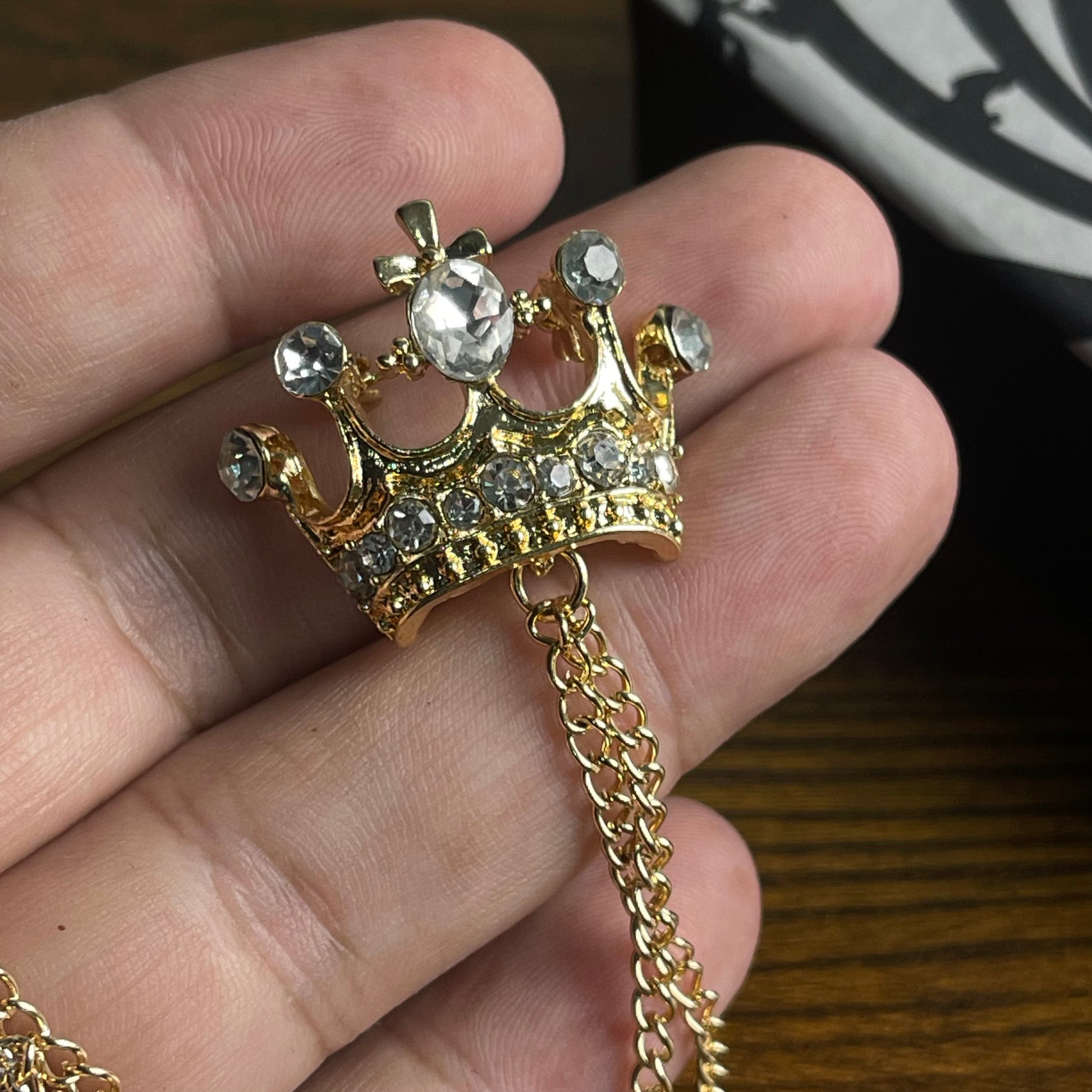 GOLDEN CROWN CHAIN BROOCH FOR MEN COAT IN PAKISTAN