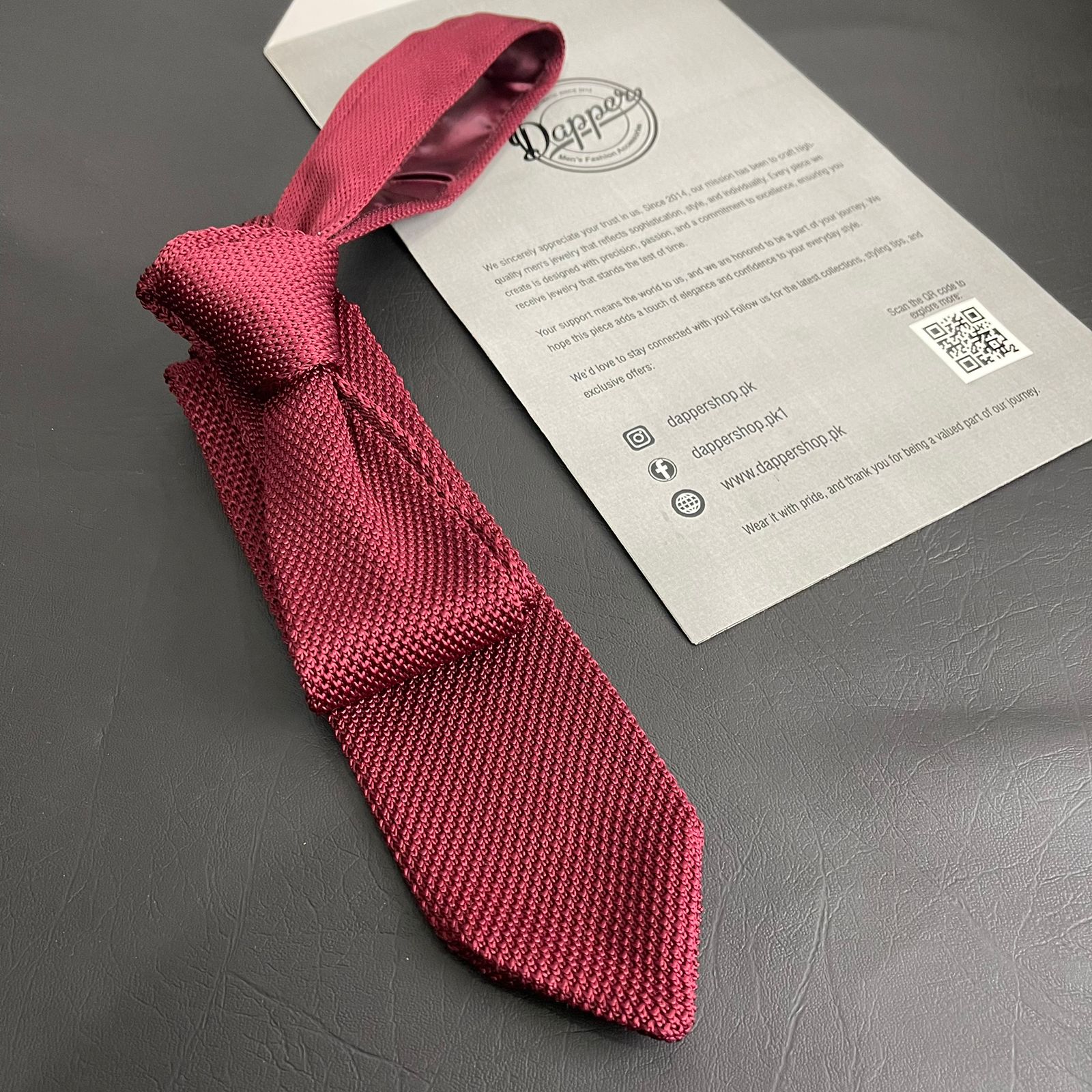 Premium Burgundy maroon Pointed Knitted Neck Tie in Pakistan