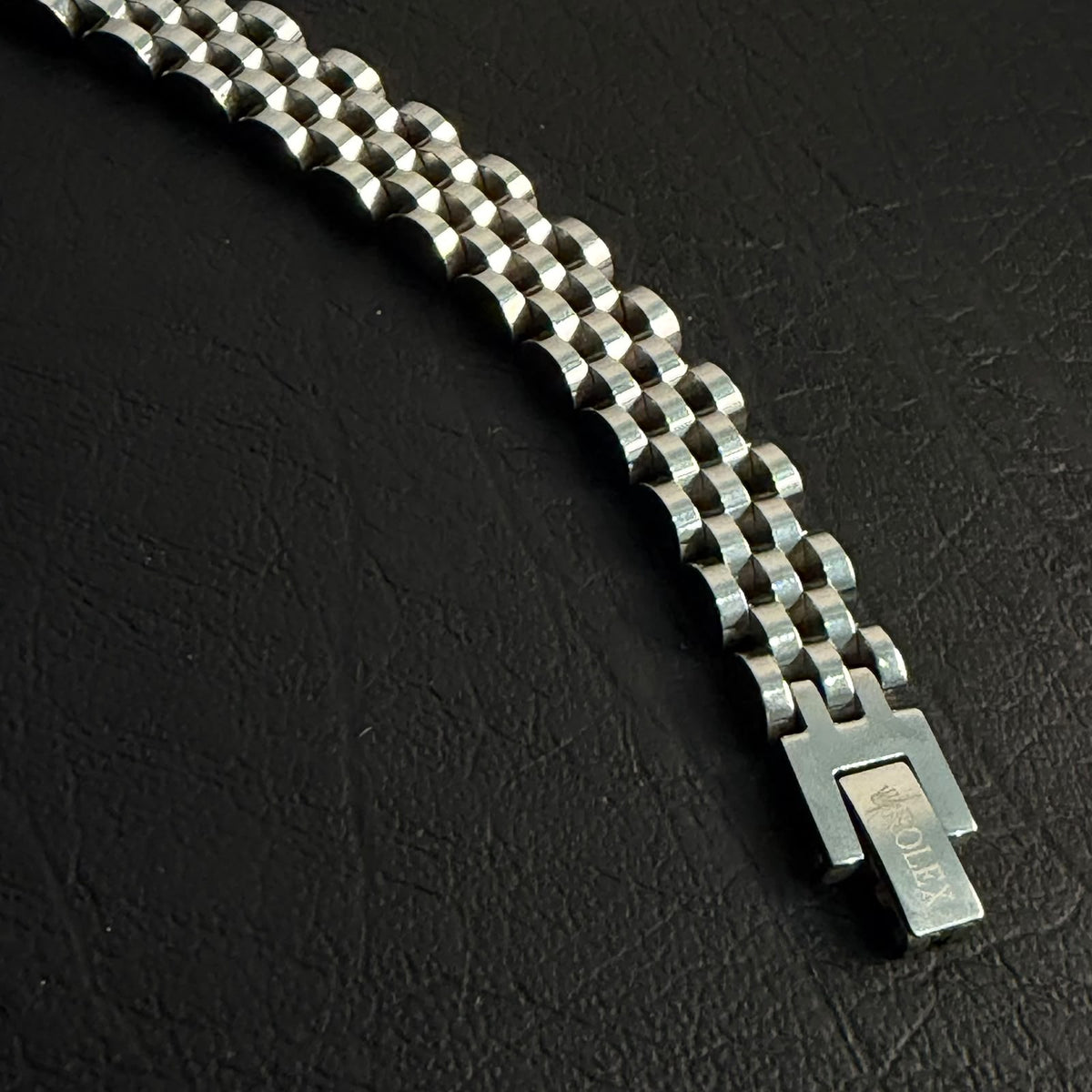 RLX presidential link Silver chain bracelet for men in Pakistan