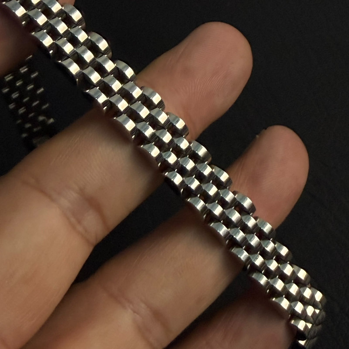 RLX presidential link Silver chain bracelet for men in Pakistan