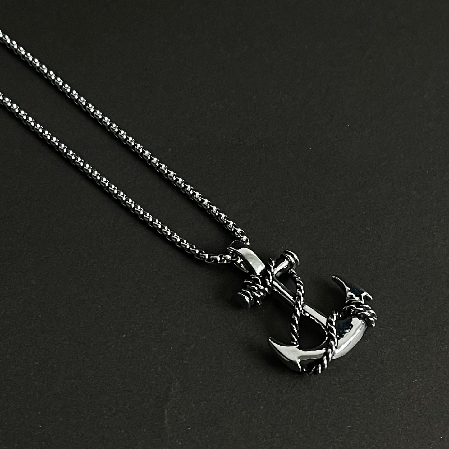 Silver anchor pendant necklace for men in Pakistan