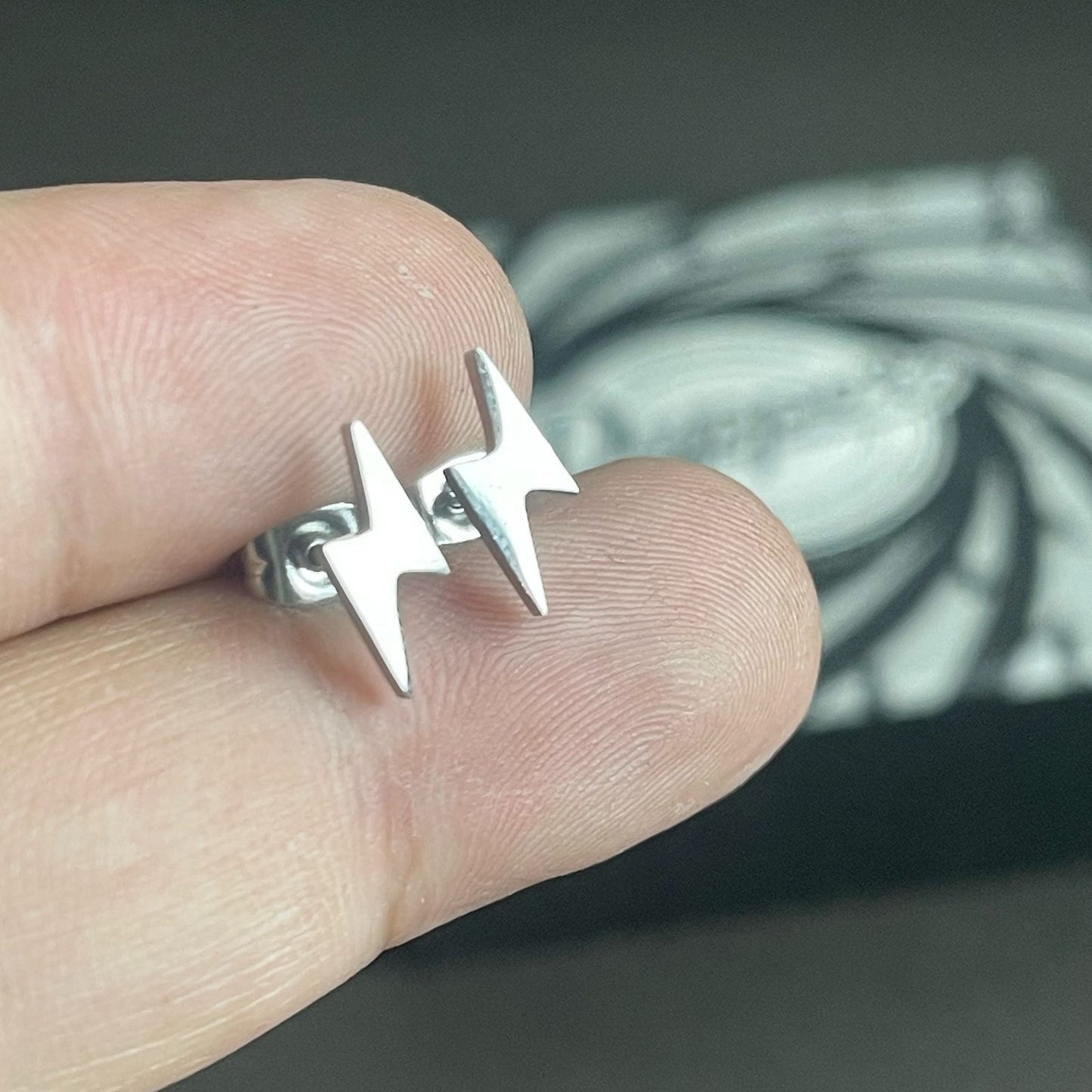 Silver light earrings for men online in Pakistan