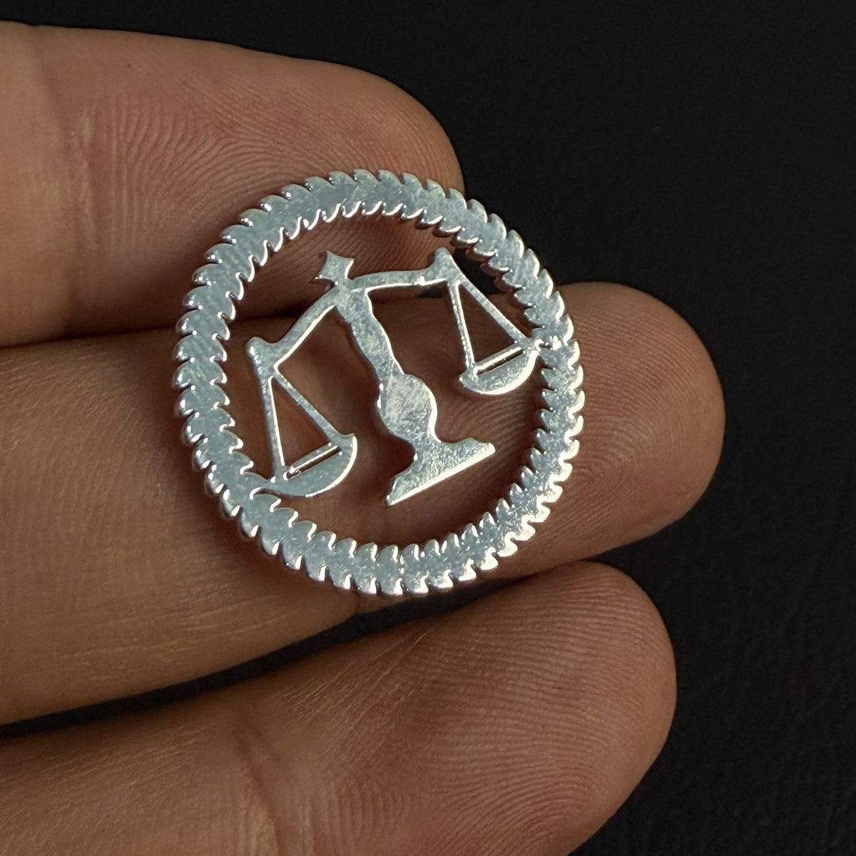 Silver scale of justice lawyer brooch for men online in Pakistan