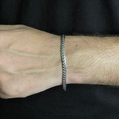 Silver steel neck chain bracelet set for men online in Pakistan