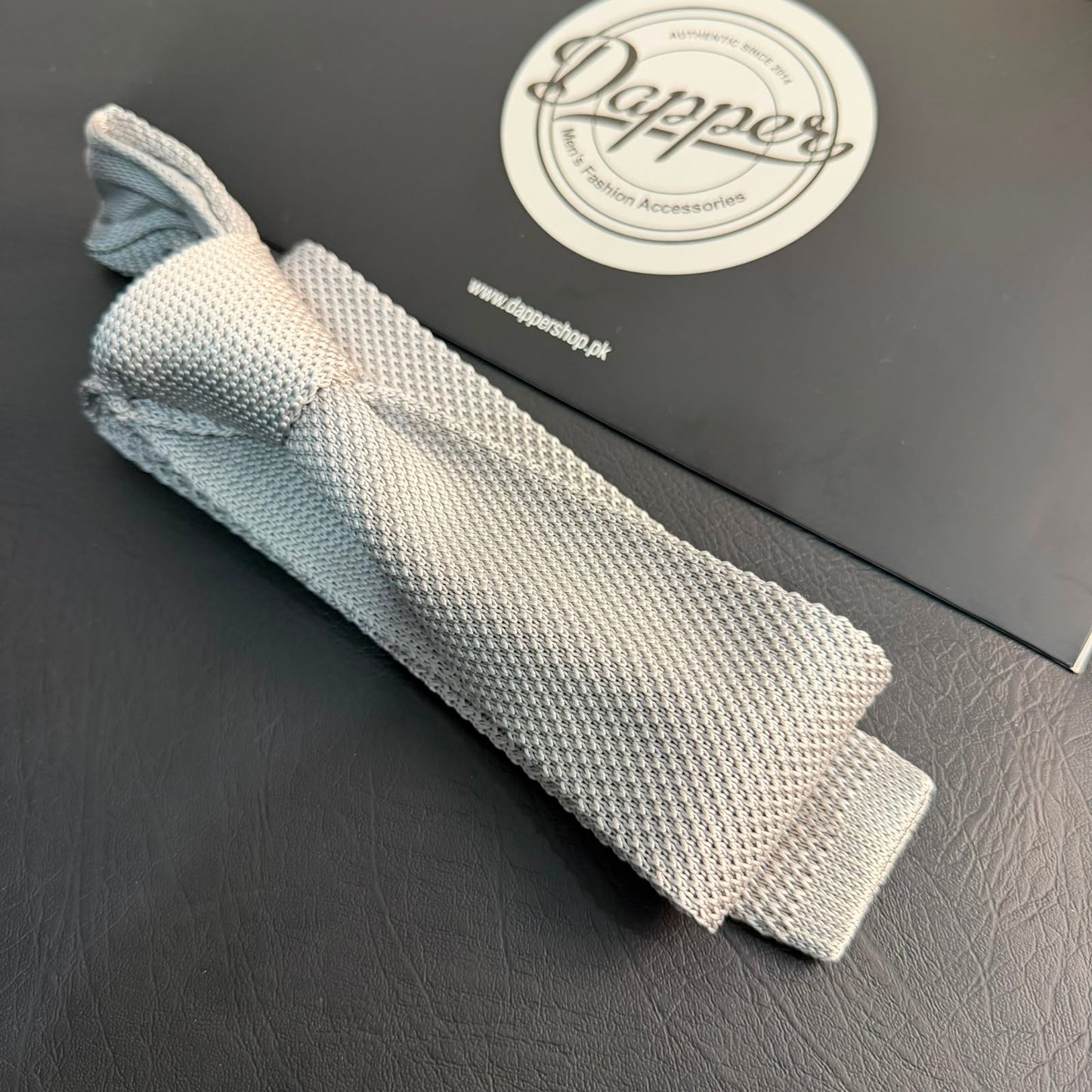 Premium Silver Grey Pointed Knitted Tie For Men (Light Grey)