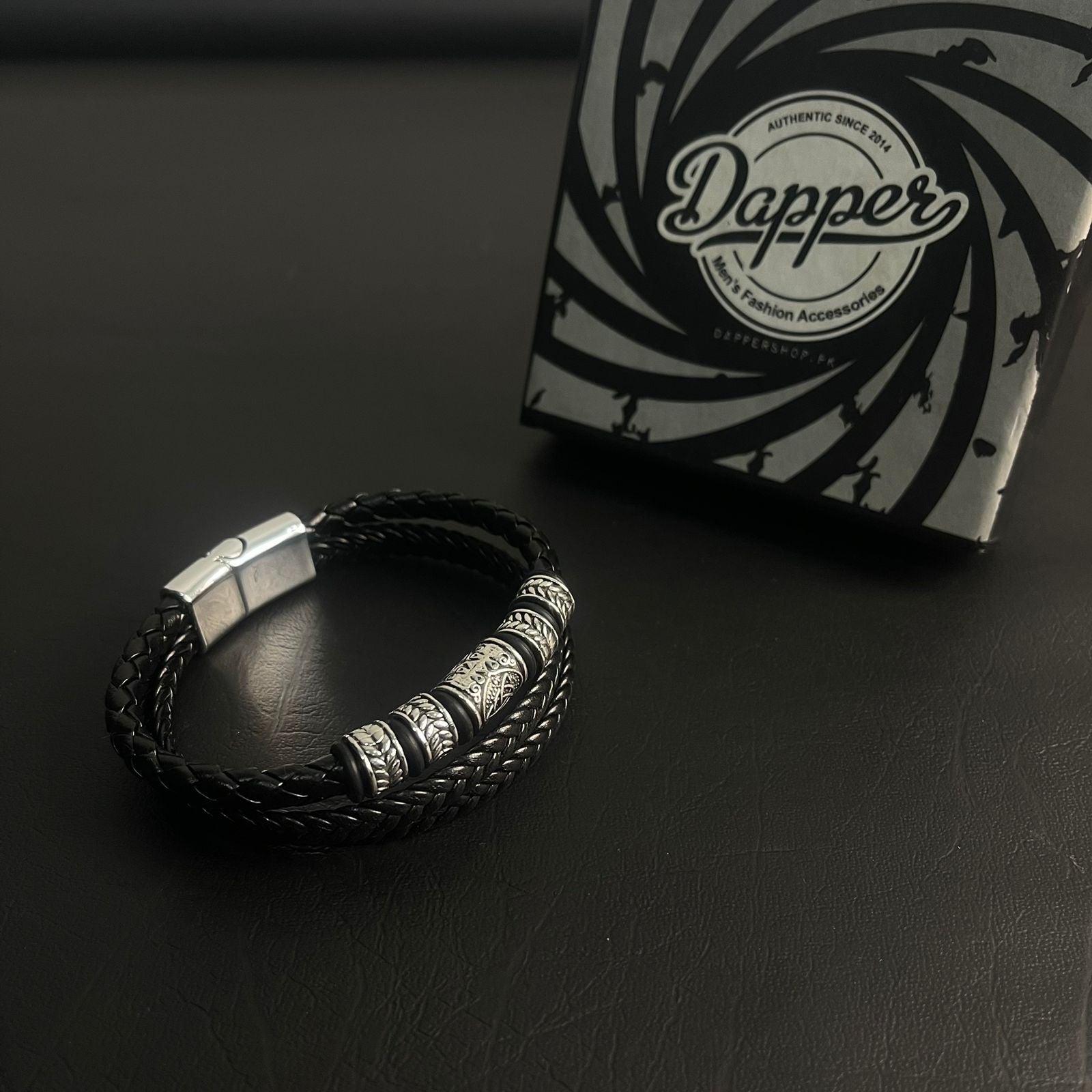 leather bracelet for men in Pakistan