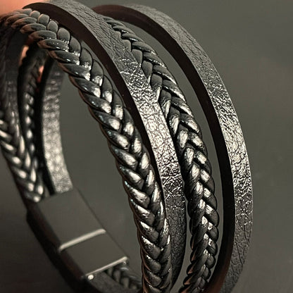 men's black leather bracelet price in Pakistan