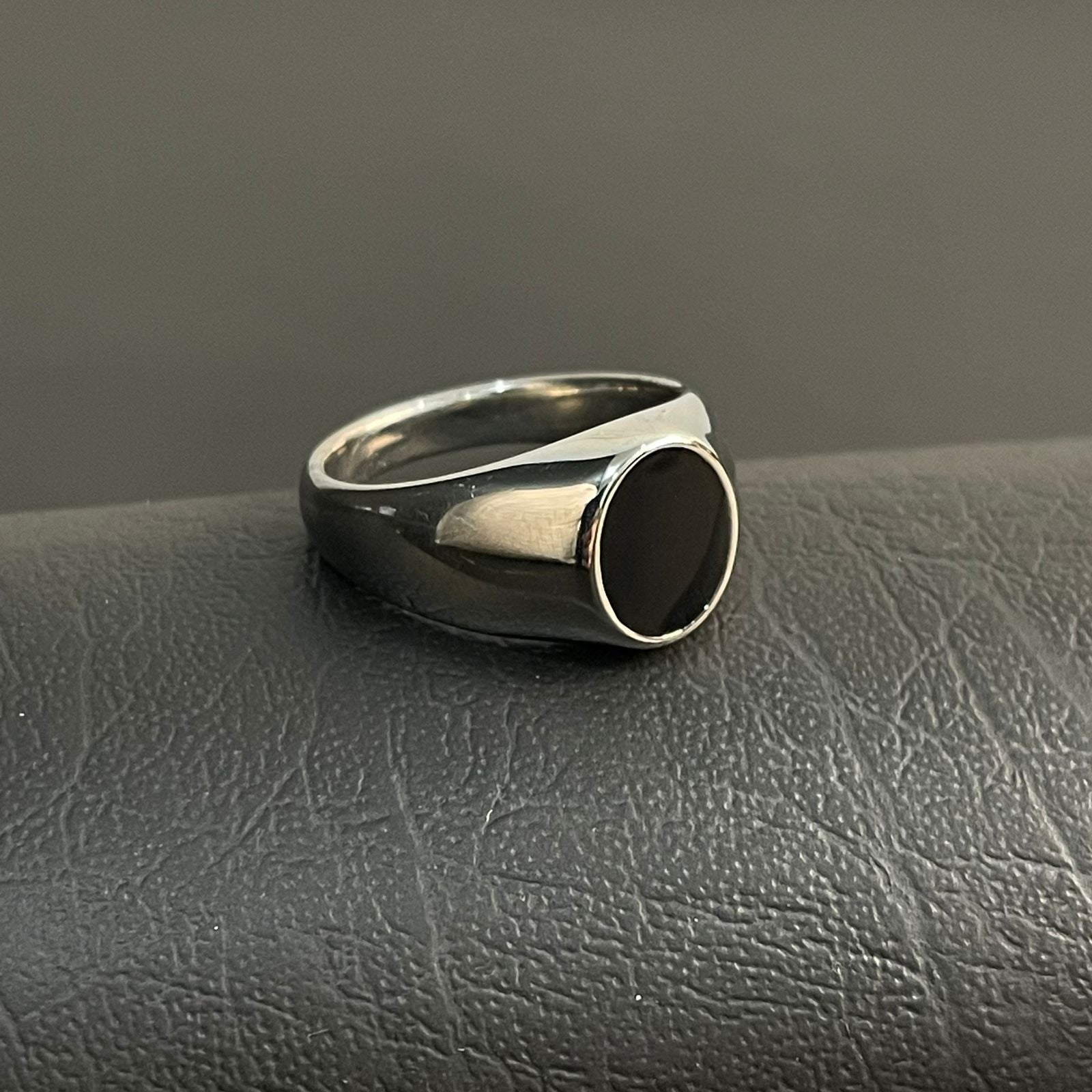 black onyx silver Turkish ring for men online in Pakistan