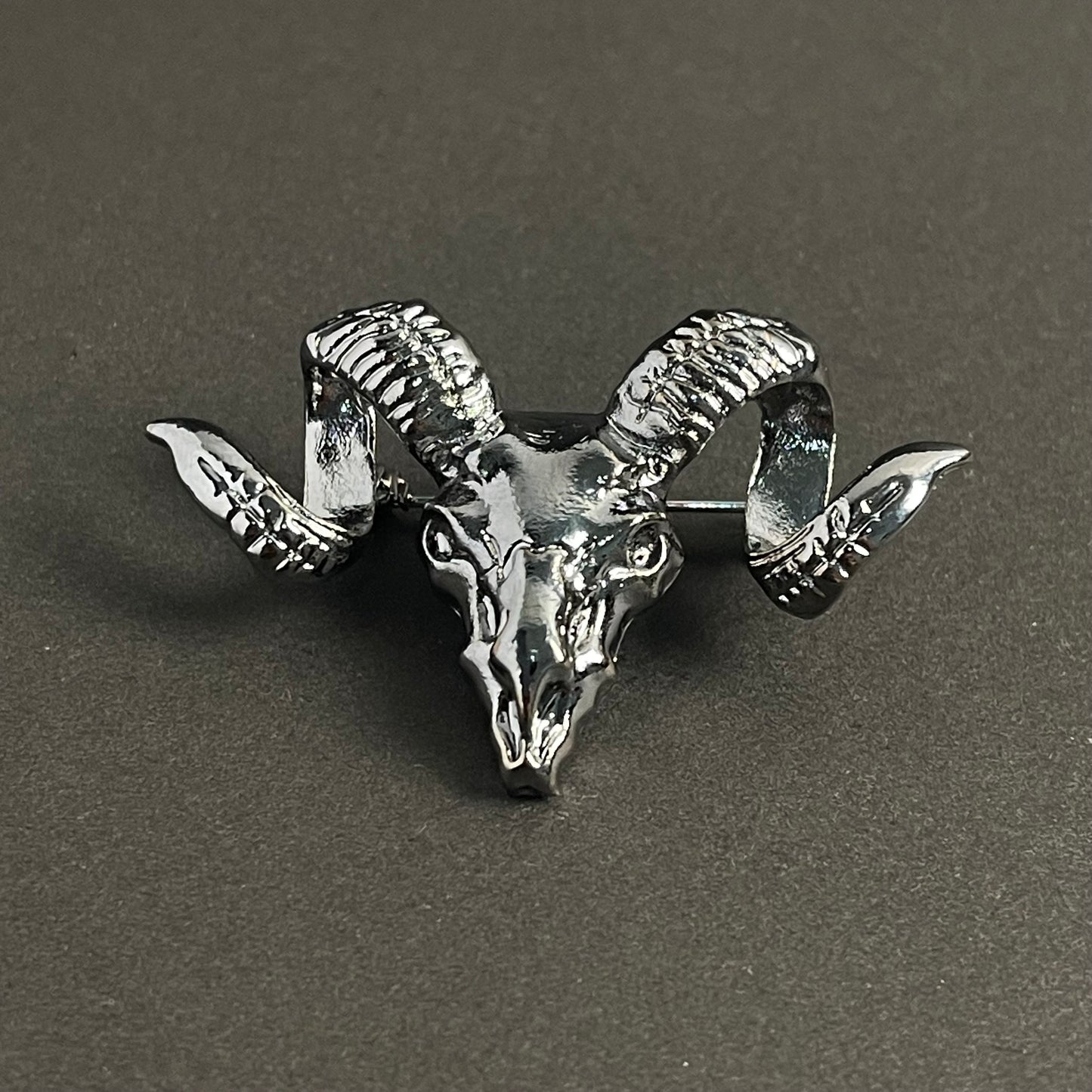 black silver markhor army brooch lapel pin in Pakistan