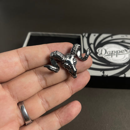 black silver markhor army brooch lapel pin in Pakistan