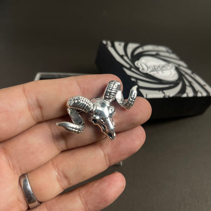 black silver markhor army brooch lapel pin in Pakistan