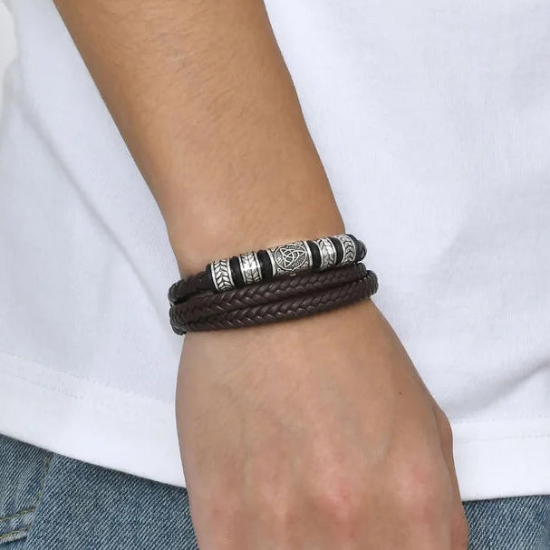 but mens leather bracelet in pakistan 
