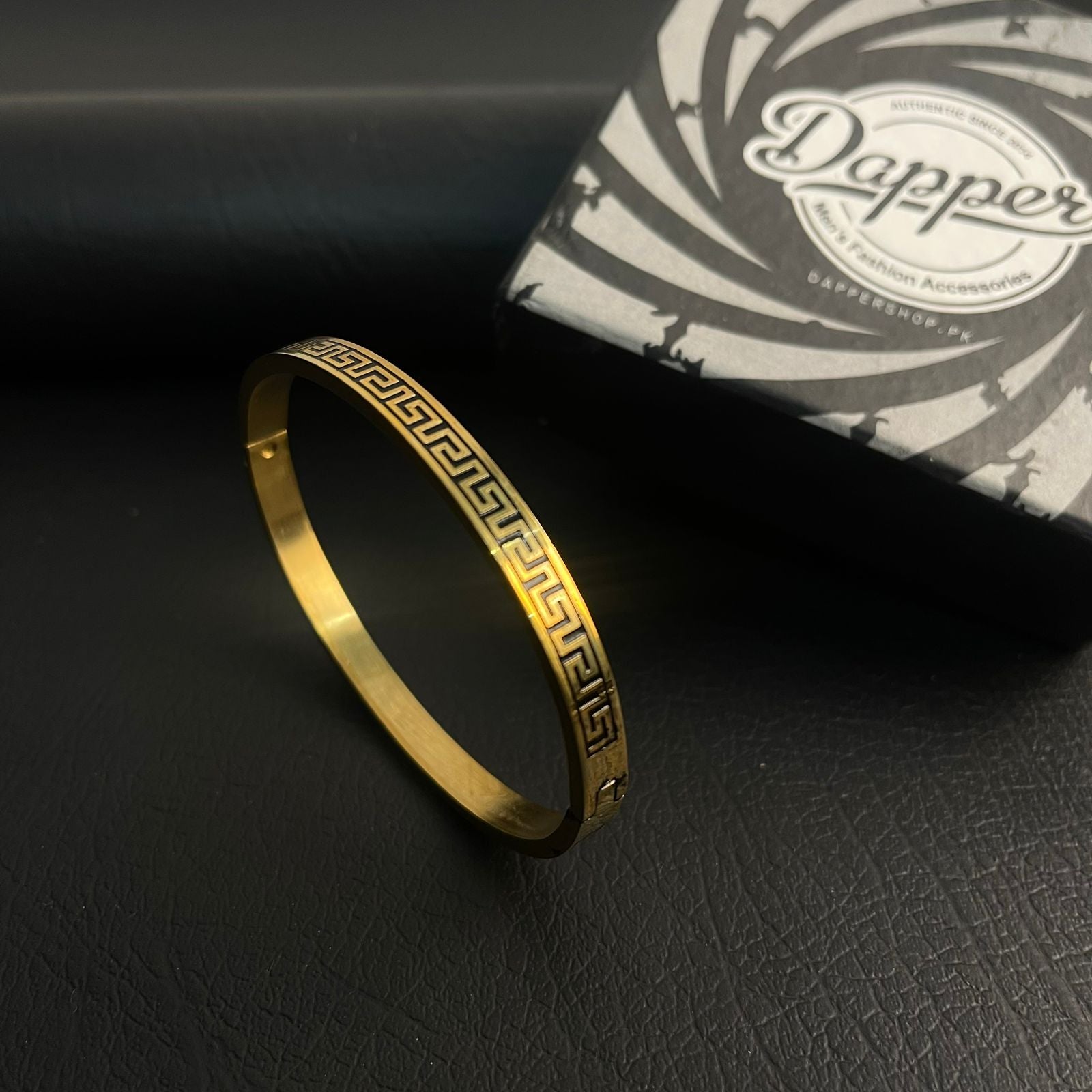 golden stainess steel kara bangle bracelet price in Pakistan