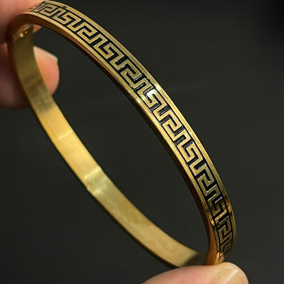golden stainess steel kara bangle bracelet price in Pakistan