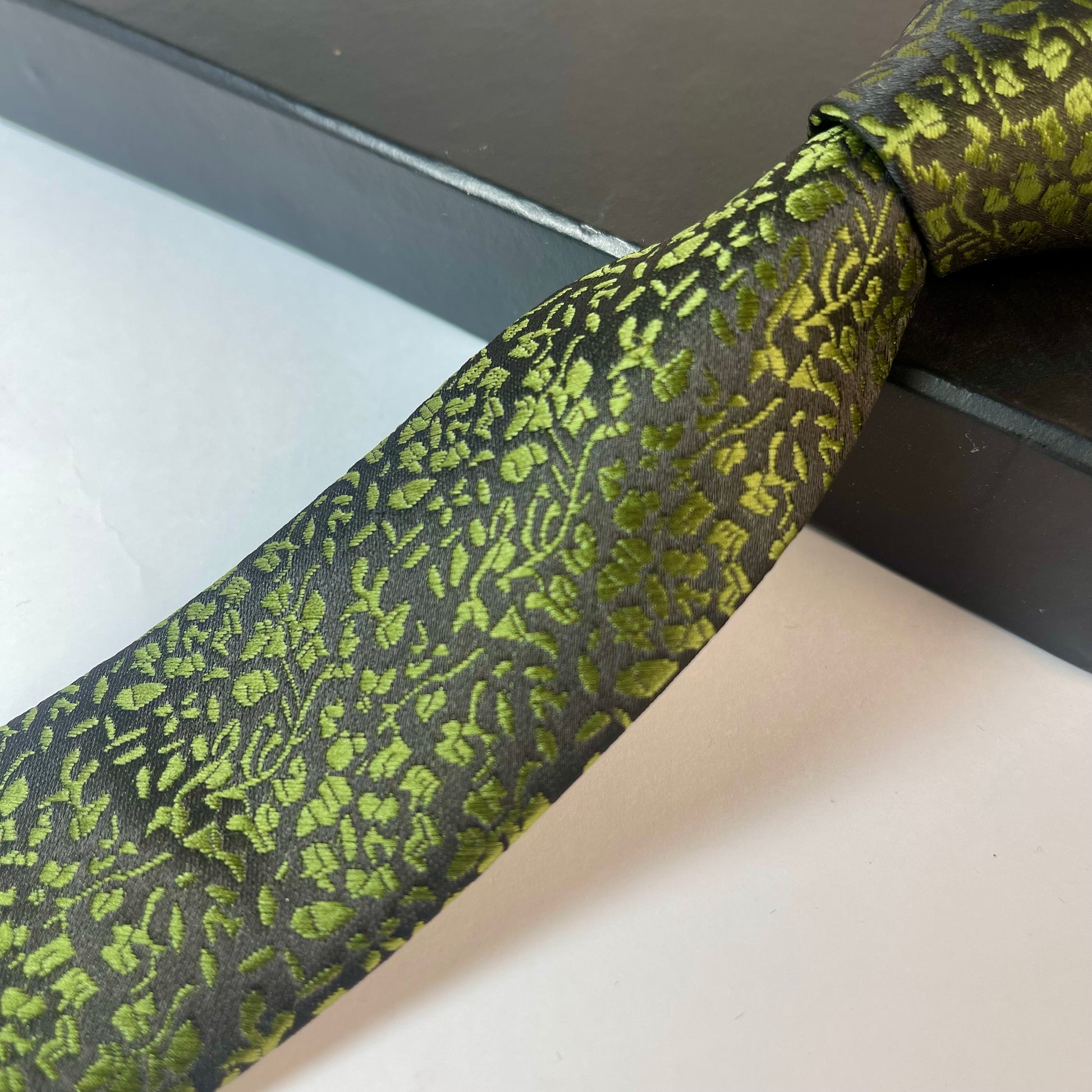 green and black floral neck tie for men Pakistan