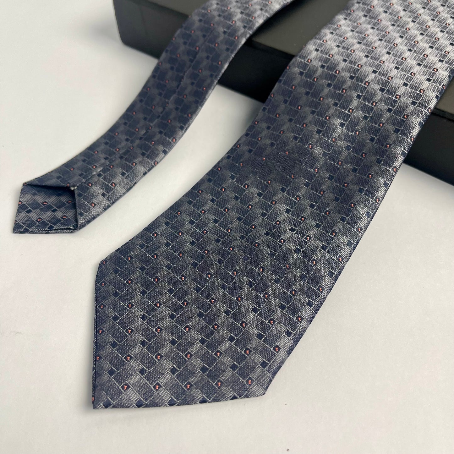 grey neck tie for men online in Pakistan