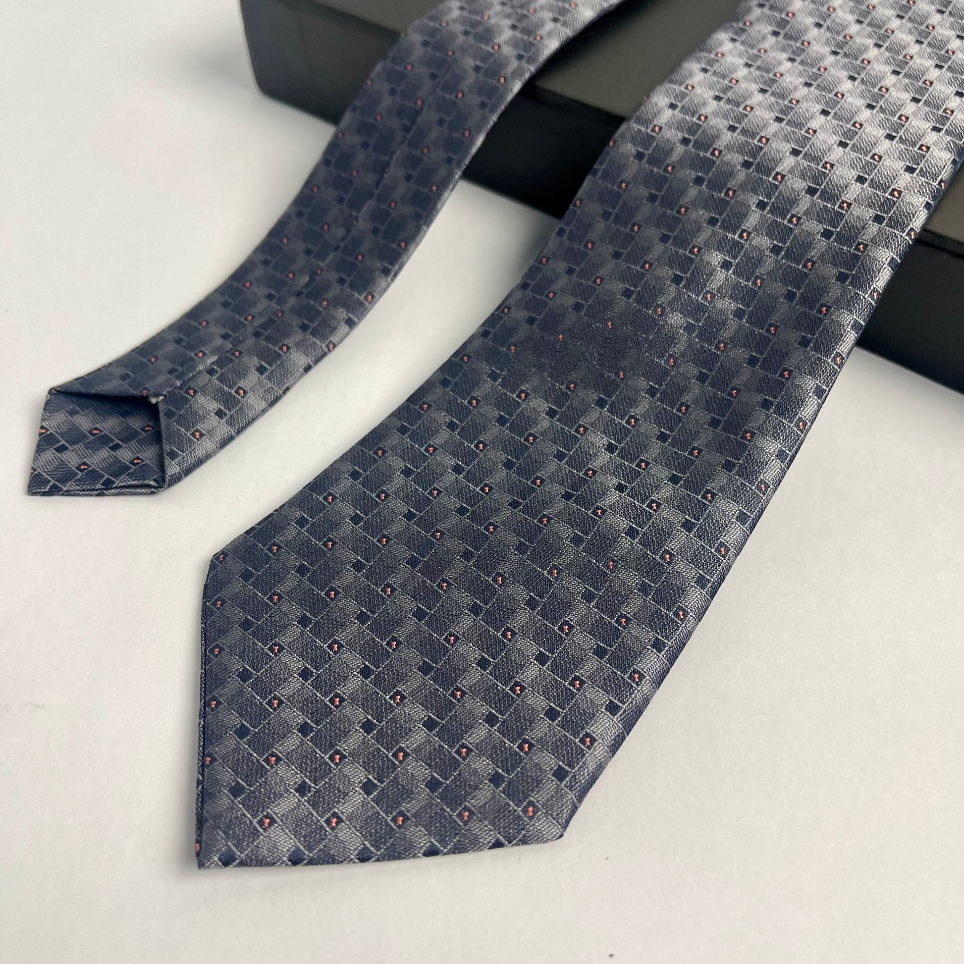grey neck tie for men online in Pakistan