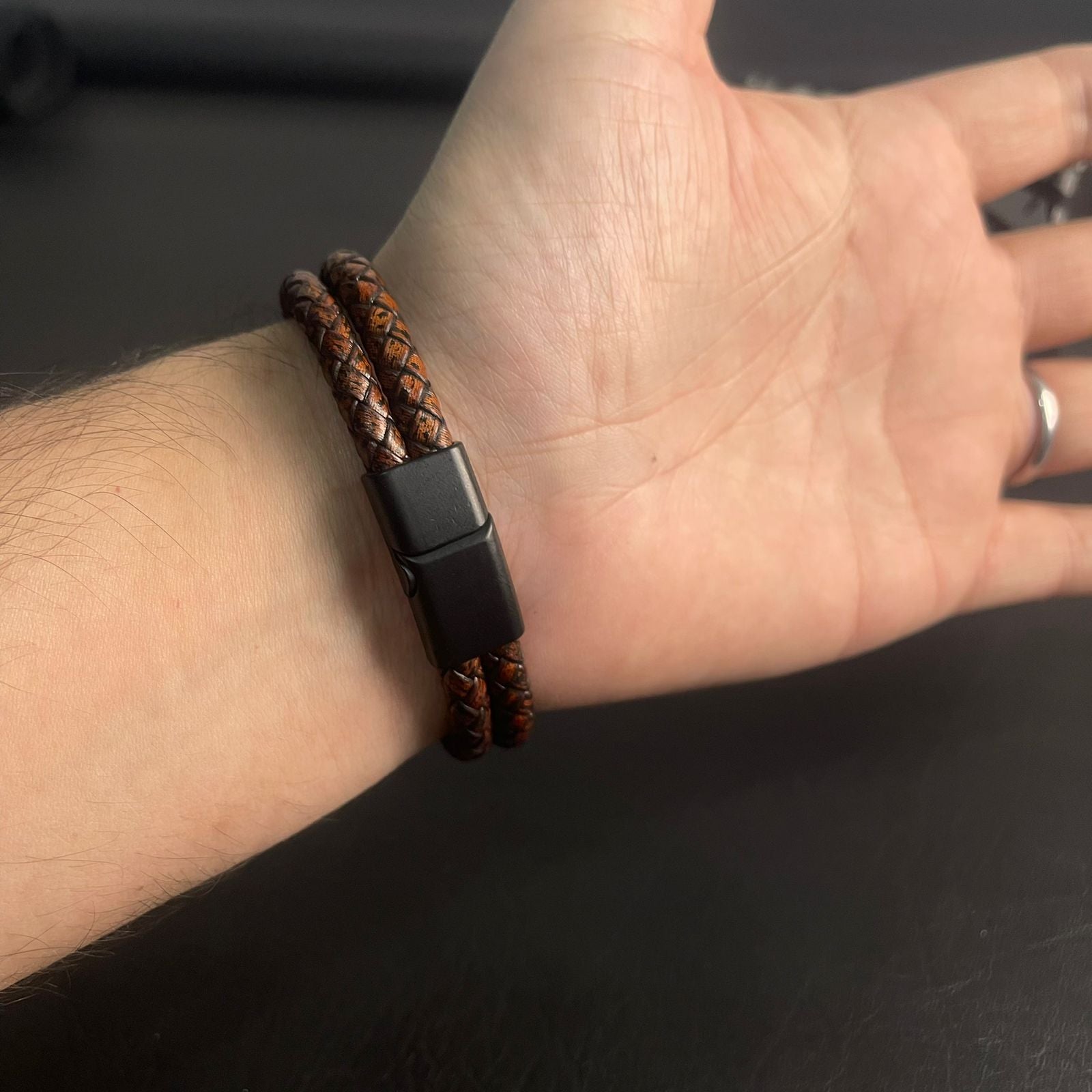 leather bracelet for men price in Pakistan