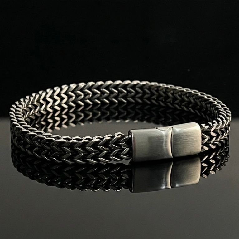 premium antique silver foxtail chain bracelet for men in Pakistan