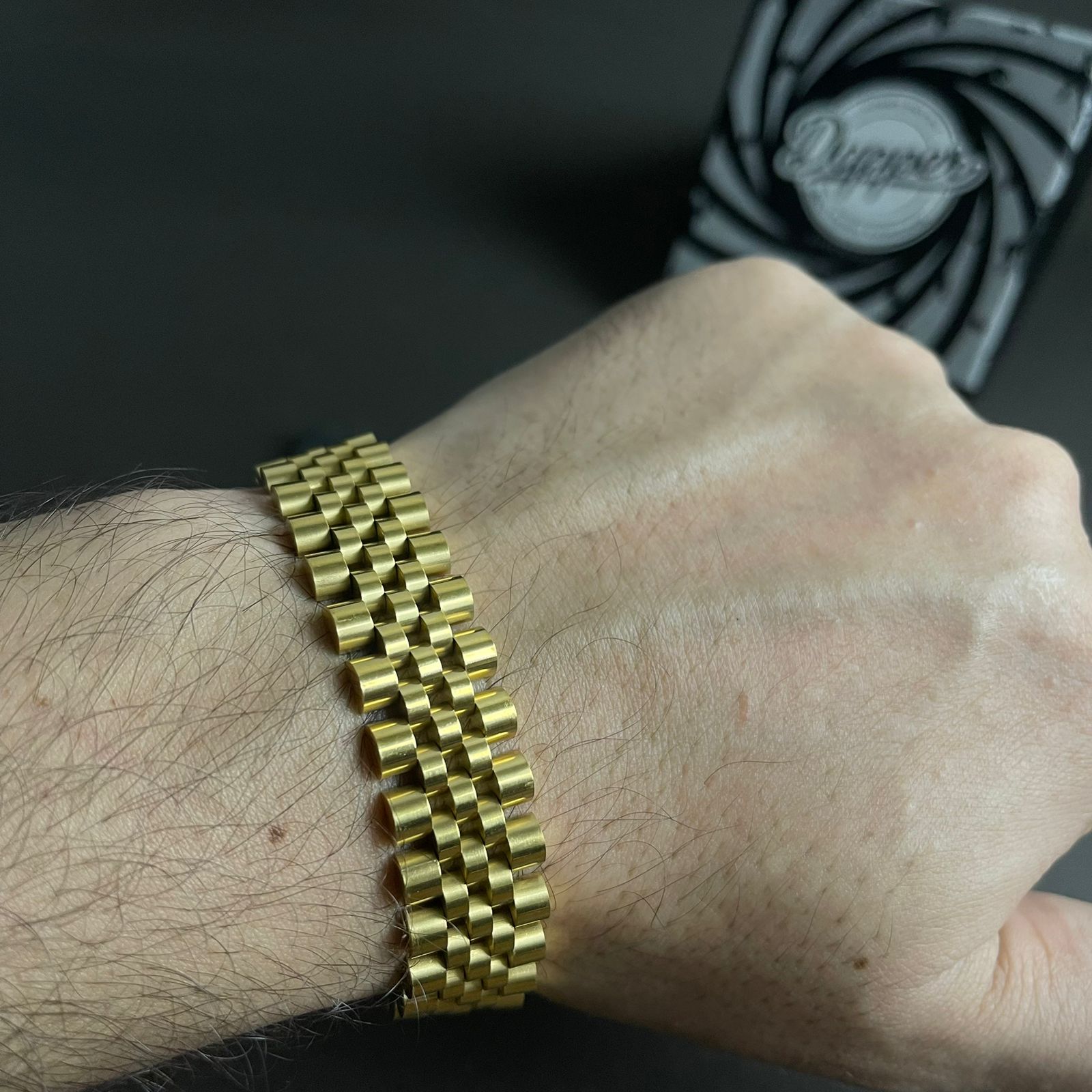 premium golden rolex jubilee bracelet for men online in Pakistan