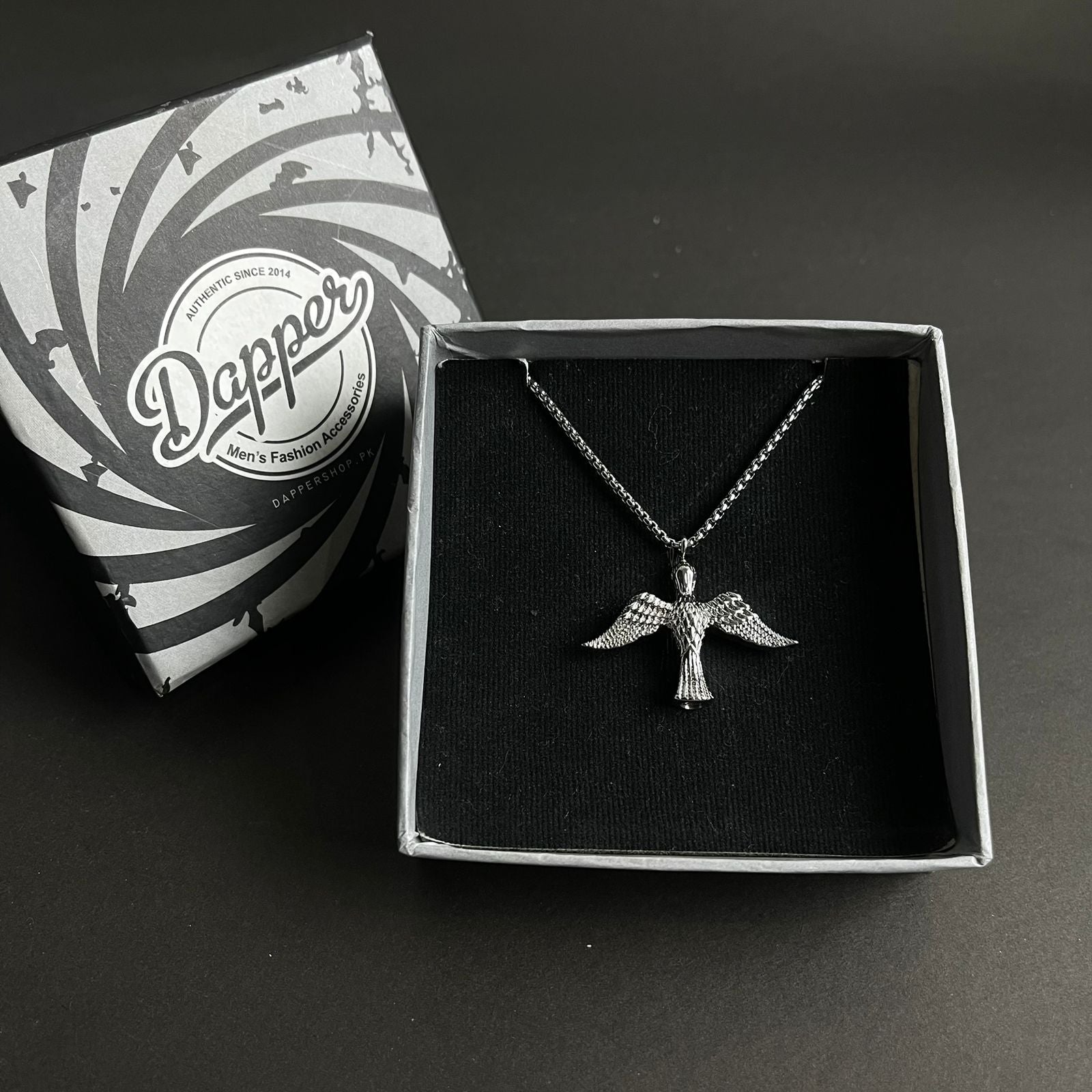 silver phoenix flying bird pendant necklace for men Pakistan