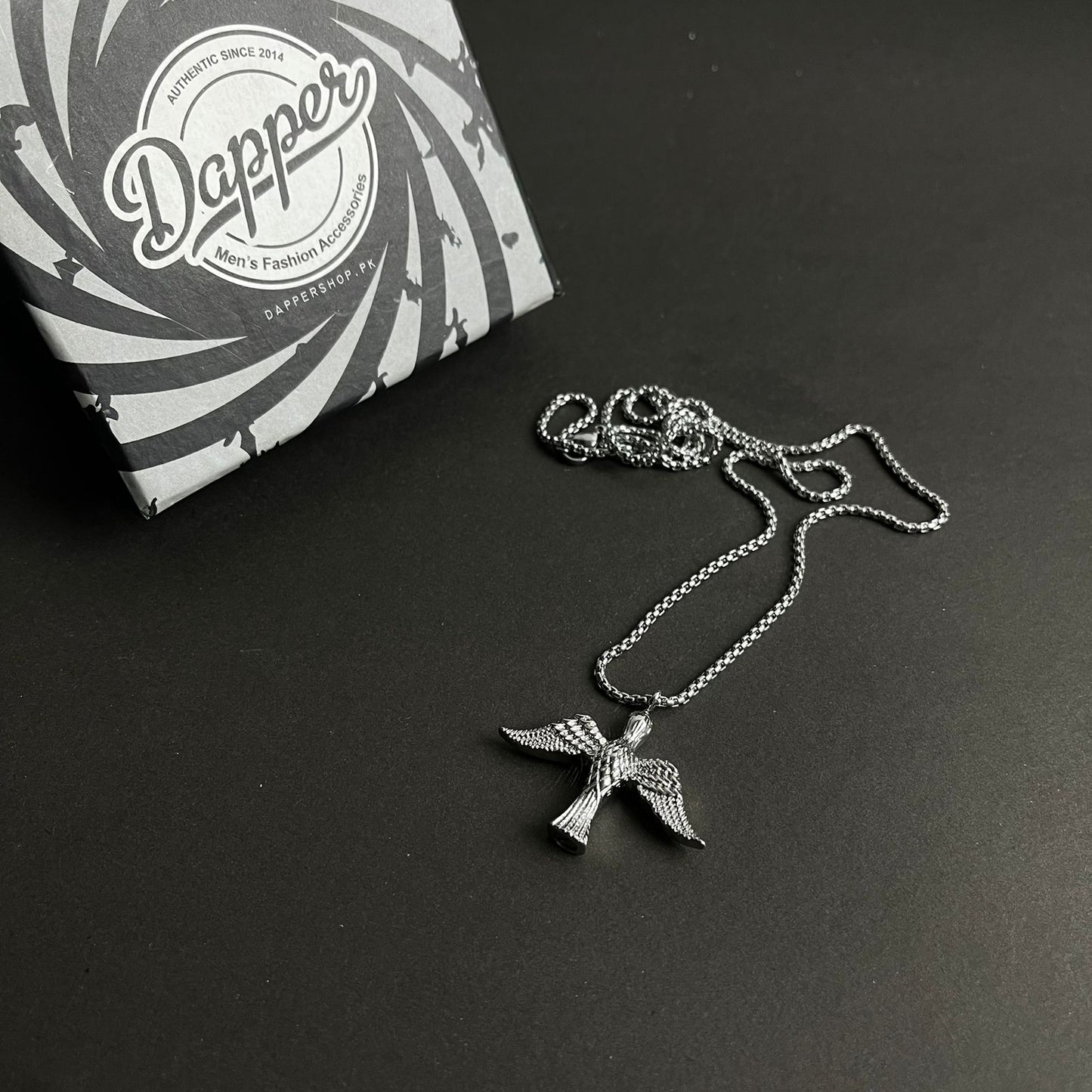 silver phoenix flying bird pendant necklace for men Pakistan