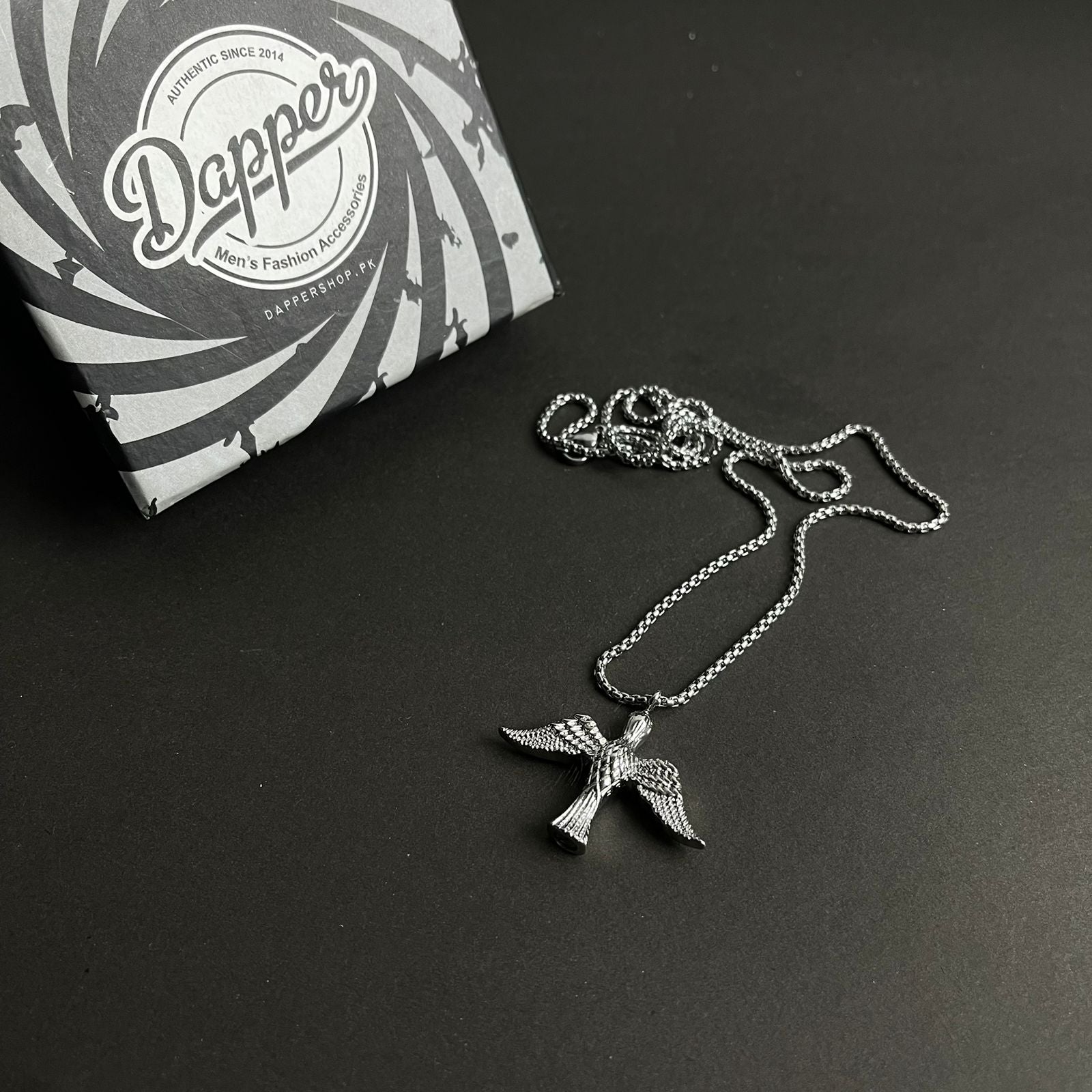 silver phoenix flying bird pendant necklace for men Pakistan