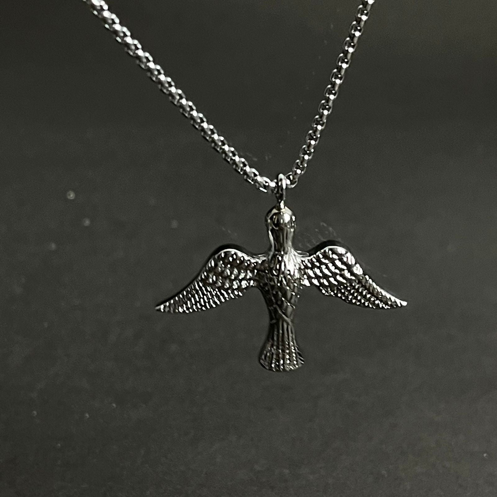 silver phoenix flying bird pendant necklace for men Pakistan