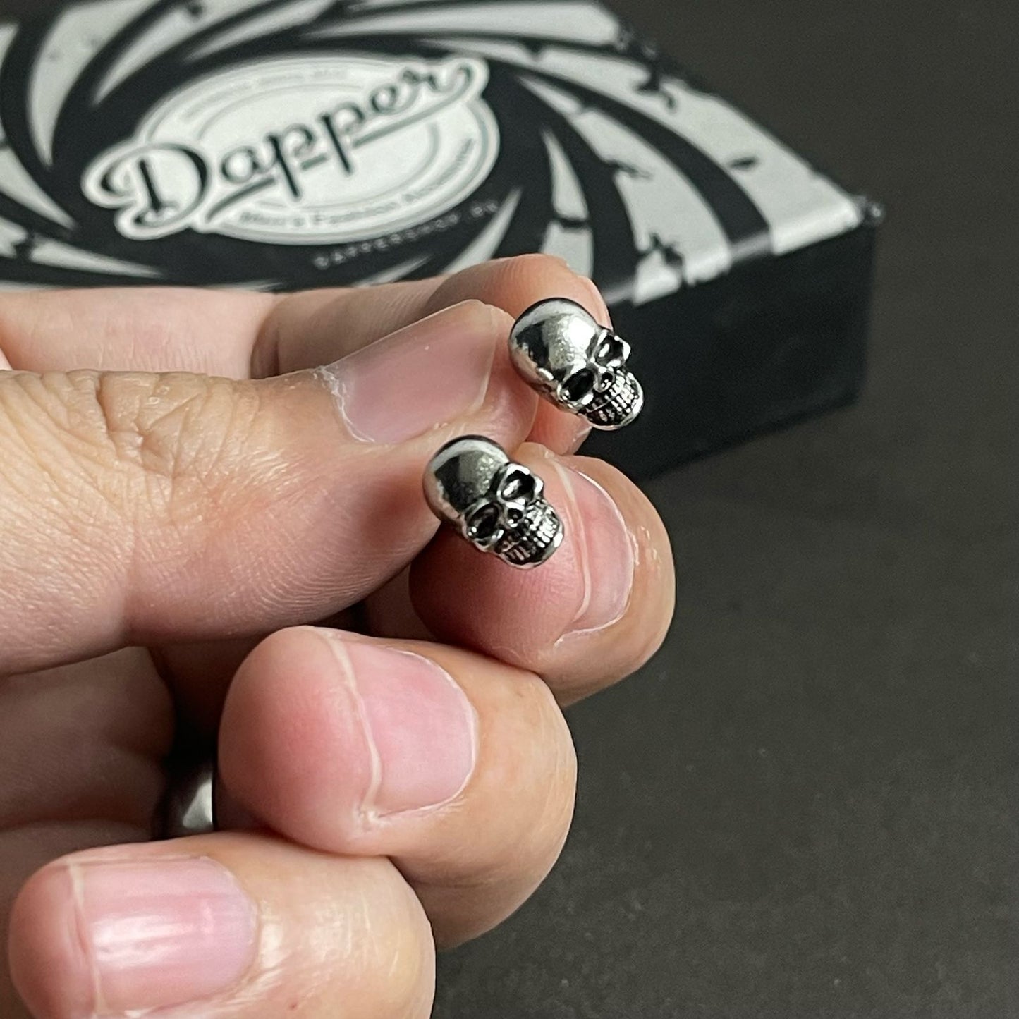 silver skull earrings for men online in Pakistan