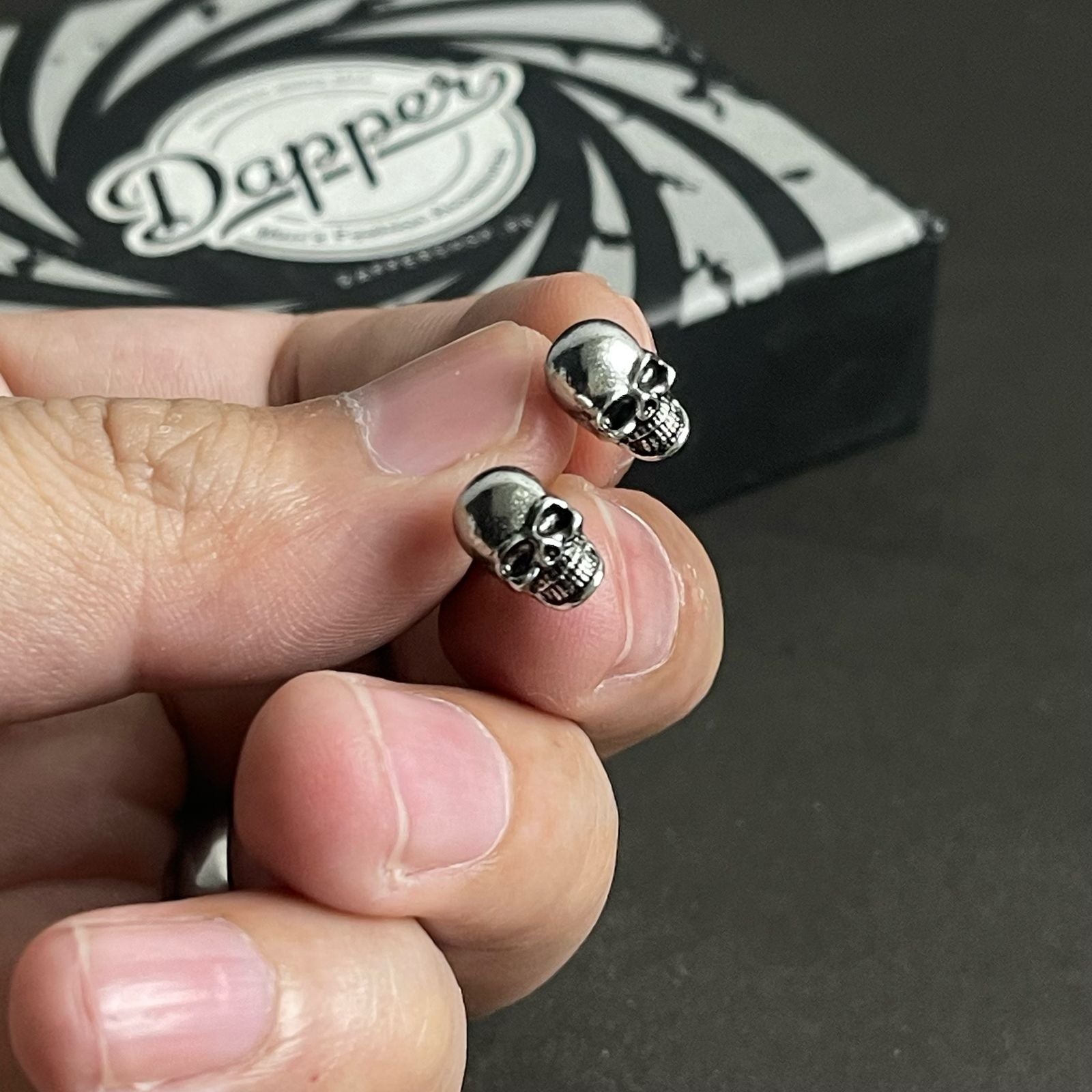 silver skull earrings for men online in Pakistan