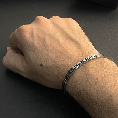 silver stainess steel kara bangle bracelet price in Pakistan