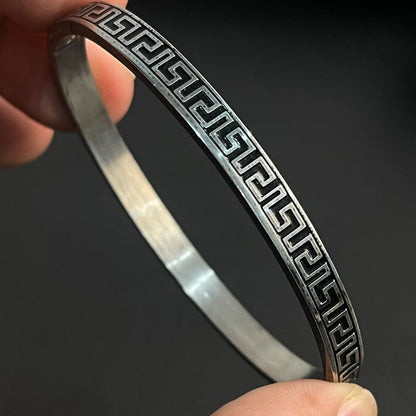 silver stainess steel kara bangle bracelet price in Pakistan